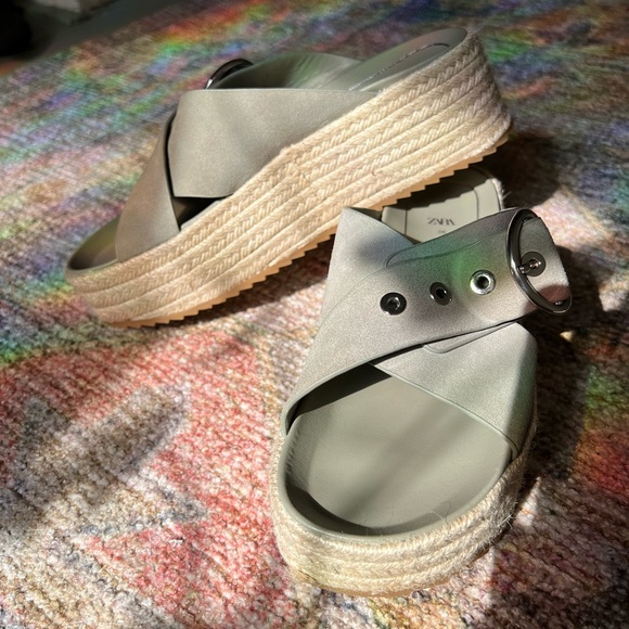 ZARA Wedges - Picture 3 of 3